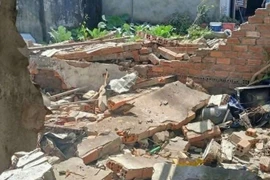 Nổ lớn làm sập nhà dân tại Đắk Lắk, một người nhập viện