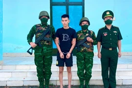 Bắt giữ đối tượng truy nã khi nhập cảnh qua cửa khẩu Mộc Bài