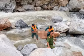 Đà Nẵng: Hai trẻ gặp nạn khi tắm suối trong lúc thủy điện xả nước