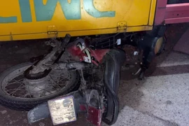 Xe máy va chạm xe đầu kéo ở Lâm Đồng, 1 người tử vong