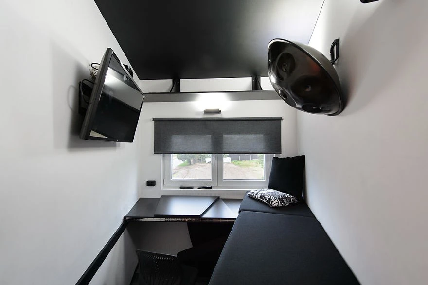 Kinh ngạc ngôi nhà 4m2 giữa trung tâm thành phố ở Estonia