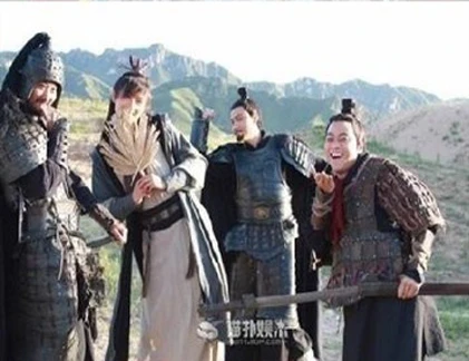 Nhí nhố hậu trường phim cổ trang (2)