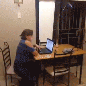 Troll và bị troll lại.