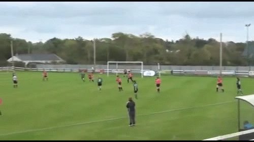 Mới đây, Stephanie Roche của CLB Peamount Utd của Ireland đã được vinh danh lọt vào top 3 bàn thắng đẹp nhất của FIFA 2014.