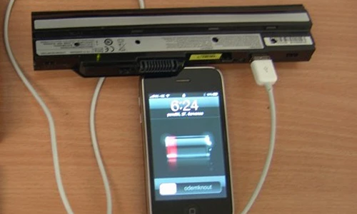 Tự chế sạc pin dự phòng điện thoại từ pin máy tính cũ