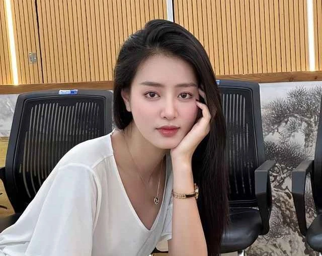 Gái xinh Việt nhận cái kết “khó đỡ” tại show hẹn hò là ai?