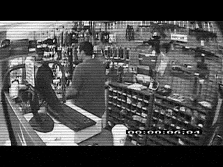 Tên trộm đen đủi.