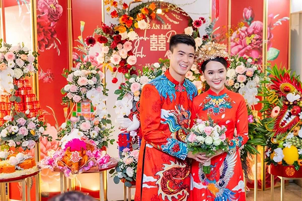 Dù chưa cưới, Duy Mạnh đã bị "công chúa béo" kiểm soát tài chính