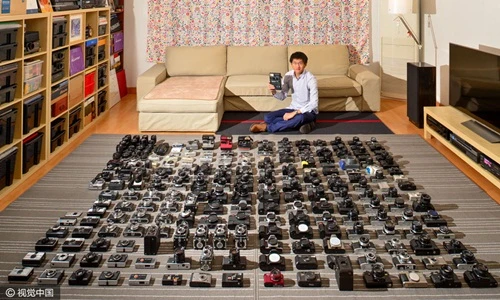 BST hàng trăm máy ảnh cổ khiến nhiều người giật mình