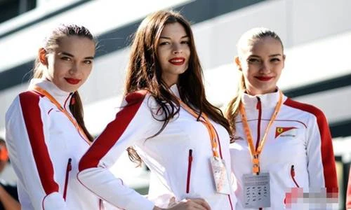 Nhan sắc xinh đẹp của bóng hồng Nga trên đường đua F1