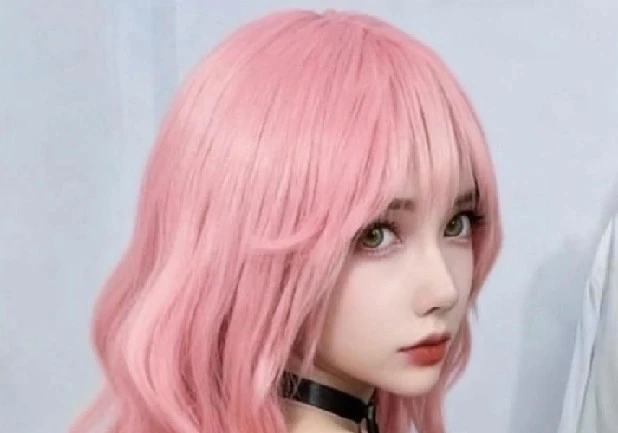 Anya Forger “đột biến” bản cosplay khiến fan đỏ mặt