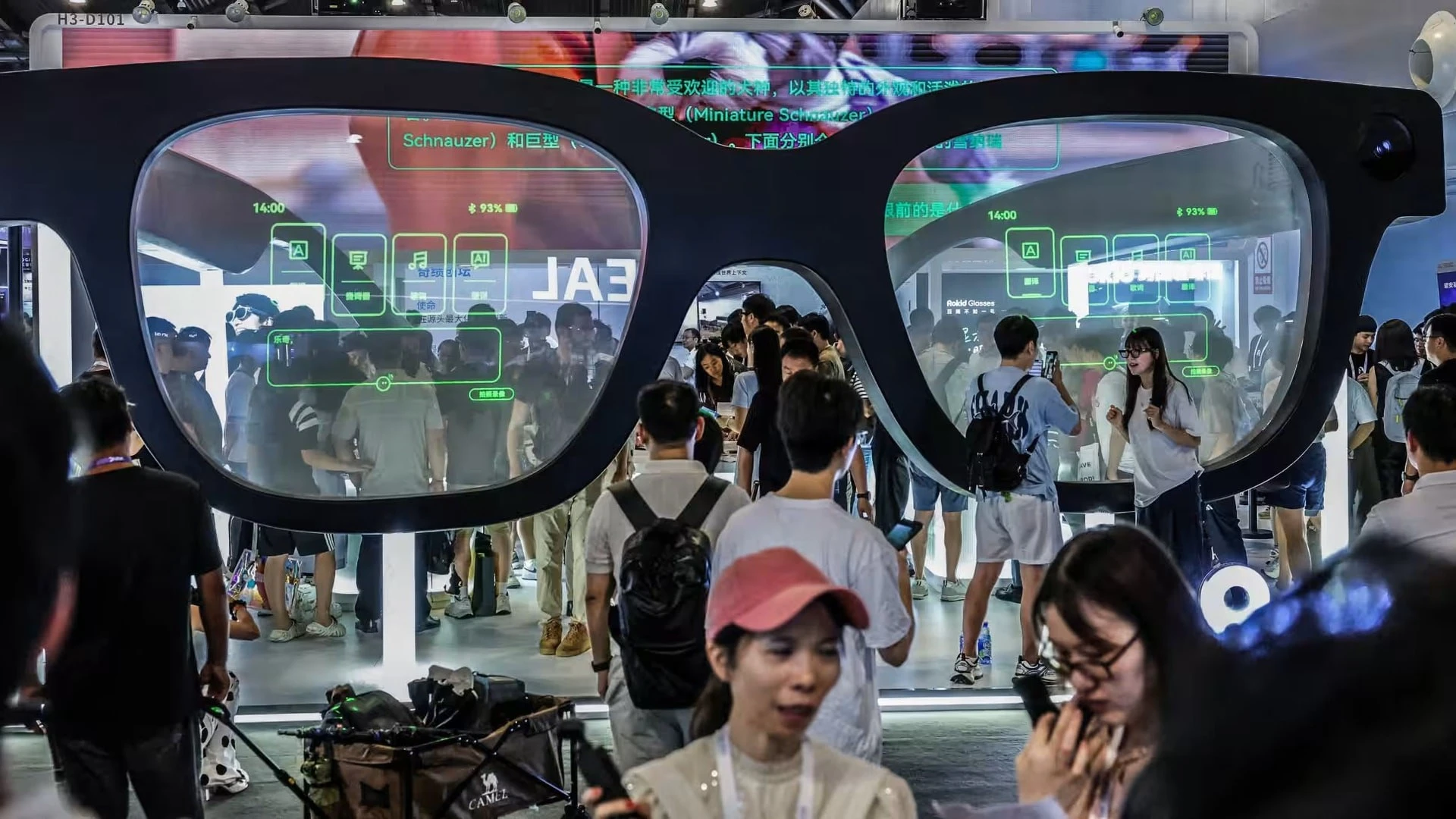 Kính AI "tương lai nhân loại" vừa ra mắt, Trung Quốc đã có hàng Made in China