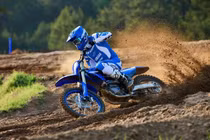 Cào cào YZ450F 2026 ''vũ khí mới của Yamaha'' ở đường đua MX