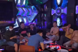 Bắt quả tang nhóm đối tượng mở tiệc ma túy 'phê pha' trong quán karaoke