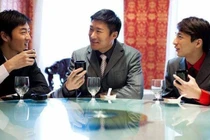 Có 4 kiểu người, đừng bao giờ đến nhà hay quá thân