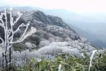 Bắc Bộ rét sâu dưới 10 độ, biển miền Trung – Nam Bộ sóng cao 4 m