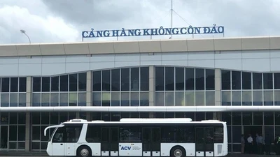 Sắp có tuyến xe buýt điện đến sân bay Côn Đảo