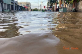 Nước dâng không ngừng, Lâm Đồng trắng đêm di dời dân