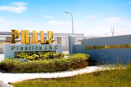 Nhựa Pha Lê thâu tóm Neo Global 