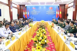 Bộ trưởng Bộ Quốc phòng hai nước Việt Nam - Campuchia hội đàm