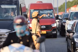 Vi phạm giao thông ở TPHCM sẽ bị phạt lao động công ích? 