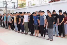 Lừa ngàn người online, đối tượng về quê sống trong biệt thự