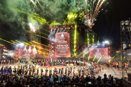 Toàn cảnh đêm hội hòa âm cồng chiêng Đông Nam Á năm 2025.