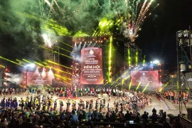 Toàn cảnh đêm hội hòa âm cồng chiêng Đông Nam Á năm 2025.