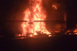 Xe container cháy dữ dội trên cao tốc Vĩnh Hảo – Phan Thiết