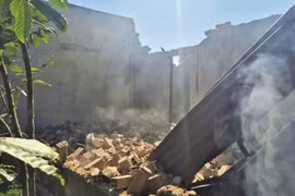 Lâm Đồng: Hỏa hoạn trong đêm, hai vợ chồng bỏng nặng 