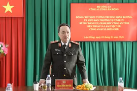Thiếu tướng Trương Minh Đương, Ủy viên Ban Thường vụ Tỉnh ủy, Bí thư Đảng ủy, Giám đốc Công an tỉnh Lâm Đồng phát biểu tại buổi kiểm tra.