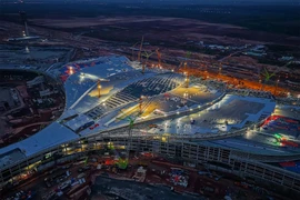 Giải ngân đầu tư công: Cú nước rút 'tiêu tiền' sẵn trên bàn Bộ Xây dựng