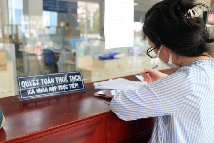 N.T/Báo Thanh Niên. tien-thue-2.png