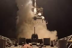 Bị tấn công, lưc lượng Houthi gửi cảnh báo tới Mỹ