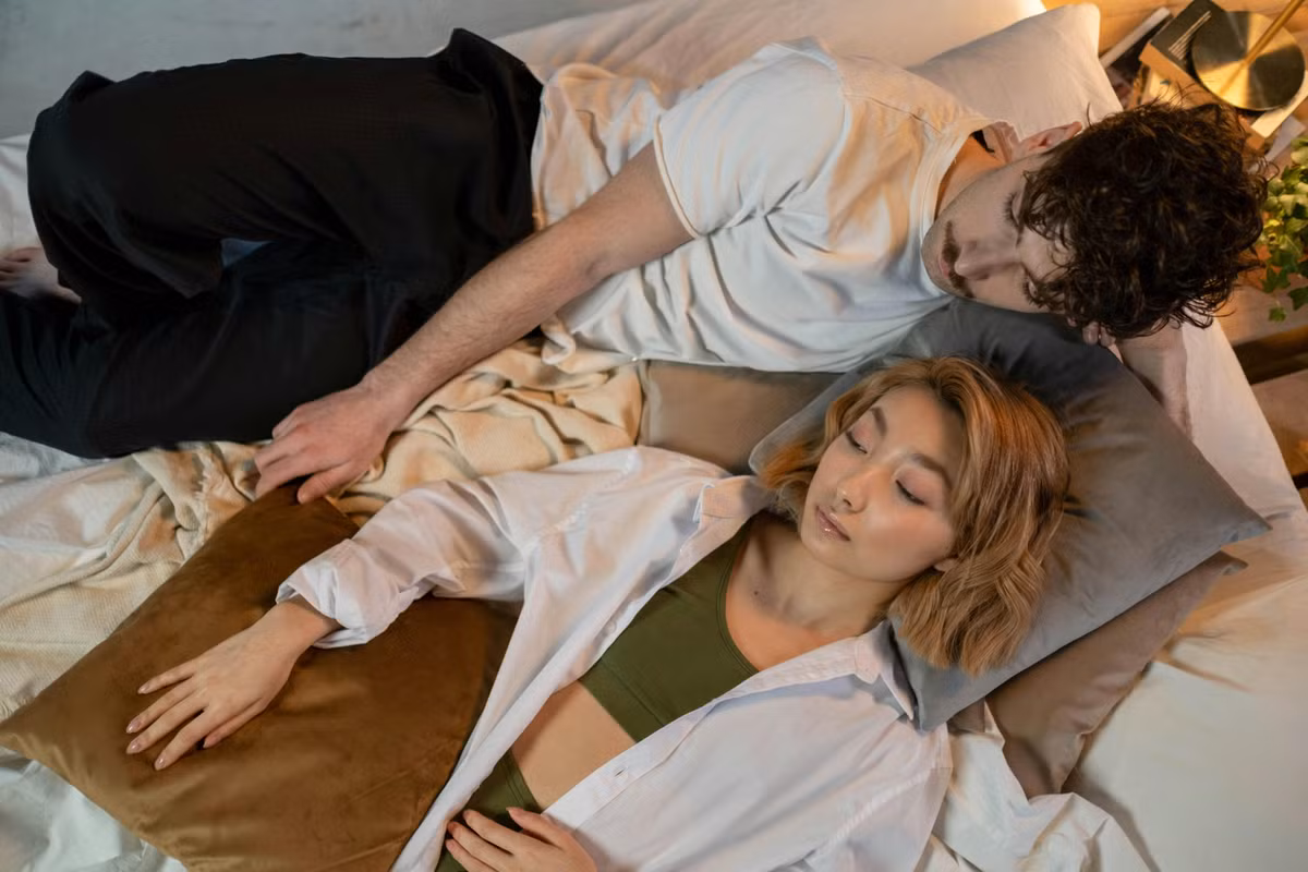 Ngoại tình nằm trong top 5 nguyên nhân dẫn đến ly hôn. Ảnh minh họa: Cottonbro/Pexels.