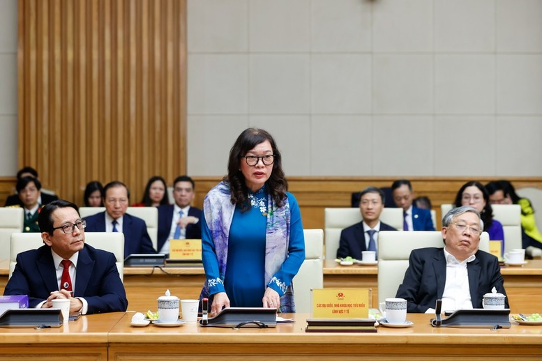 Đại diện các nhà khoa học tiêu biểu trong lĩnh vực y tế phát biểu tại cuộc gặp mặt - Ảnh: VGP/Nhật Bắc