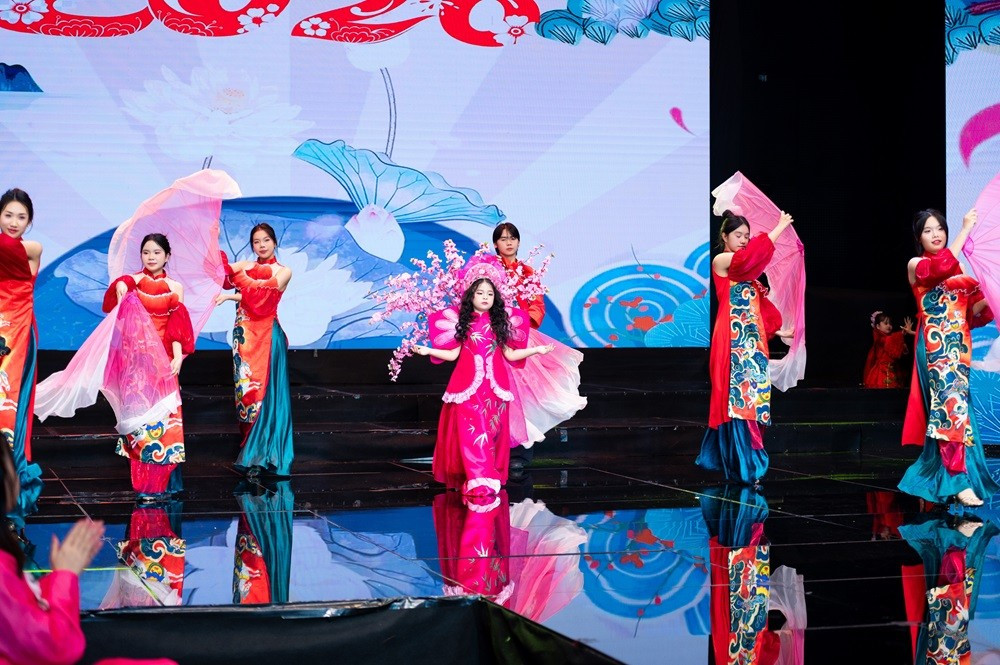 Chương trình đặt kỳ vọng khuyến khích trẻ phát triển toàn diện theo các yếu tố “tài năng – bản lĩnh – nhân cách”, với tinh thần nuôi dưỡng ước mơ gắn cùng kỷ luật và trách nhiệm.