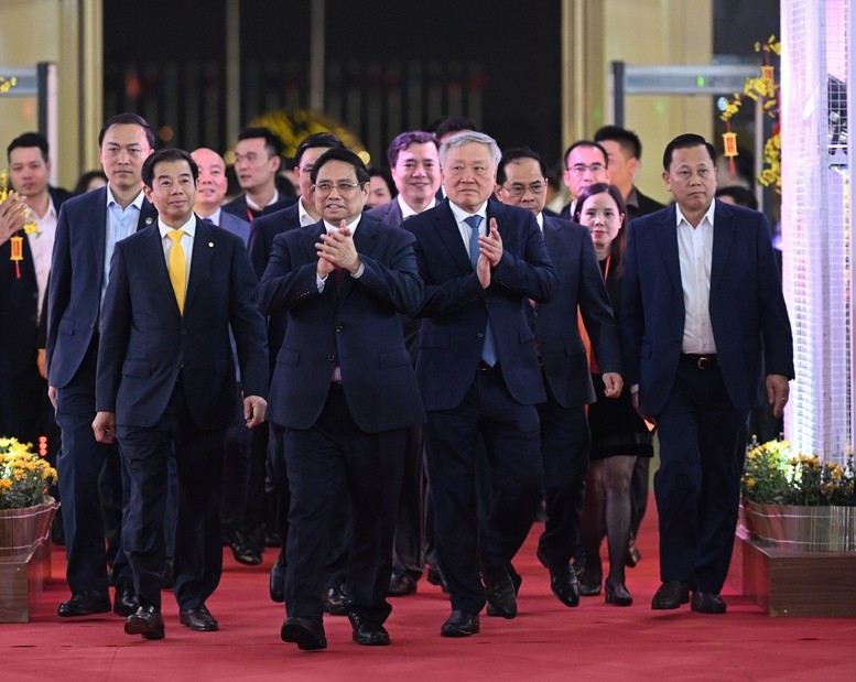 Thủ tướng Phạm Minh Chính tới dự lễ bế mạc Hội chợ mùa Xuân lần thứ nhất năm 2026 - Ảnh: VGP/Nhật Bắc