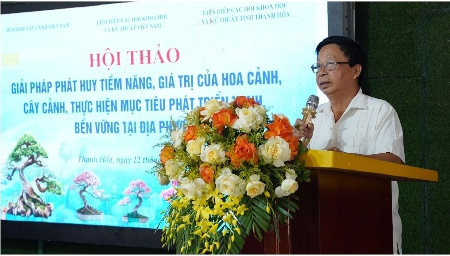 Ông Nguyễn Mạnh Quỳnh, Phó Chủ tịch Hội Sinh vật cảnh Việt Nam phát biểu tại Hội thảo Ông Nguyễn Mạnh Quỳnh, Phó Chủ tịch Hội Sinh vật cảnh Việt Nam phát biểu tại Hội thảo