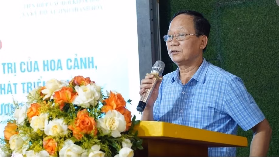 Ông Nguyễn Quốc Uy - Phó Chủ tịch Liên hiệp Hội tỉnh Thanh Hóa phát biểu tại Hội thảo