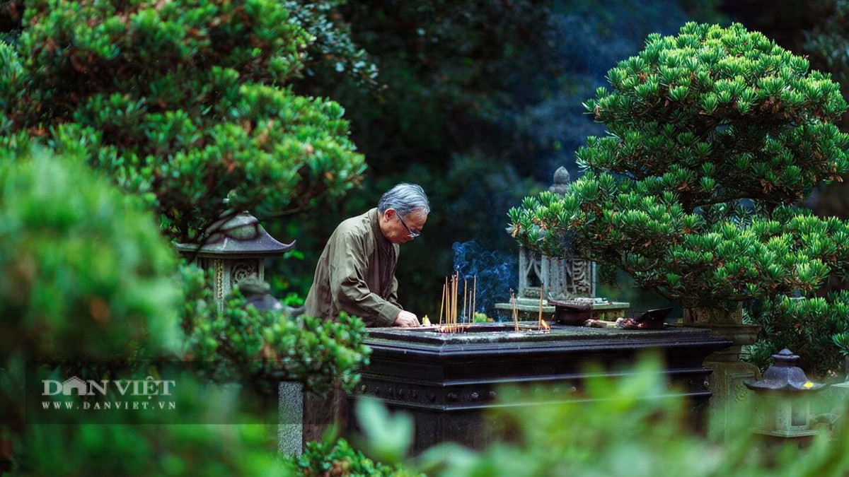 Theo người xưa, việc đốt vàng mã không chỉ đơn thuần là ném vào lửa; mà còn phải tuân theo một trình tự nhất định.