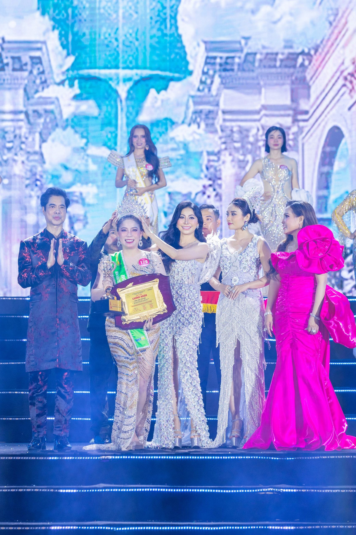 View - Nguyễn Thị Hằng Nga xuất sắc đạt danh hiệu Hoa hậu Trí tuệ | Báo Tri thức và Cuộc sống - TIN TỨC PHỔ BIẾN KIẾN THỨC 24H