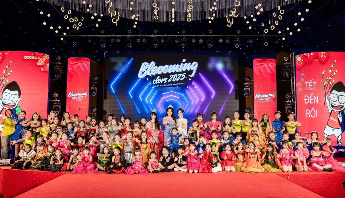 Á hậu Đặng Thị Tân và CEO Lưu Thùy Anh - Trưởng BTC cùng 80 tài năng nhí. Ảnh: Hoàng Hải Media