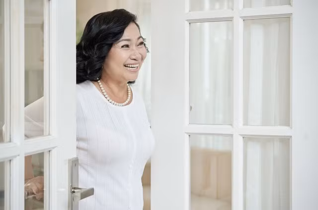 Tuổi già không tự nhiên trở nên hạnh phúc hay khốn khó, mà là kết quả của những gì chúng ta xây dựng từ trước đó. Ảnh minh họa