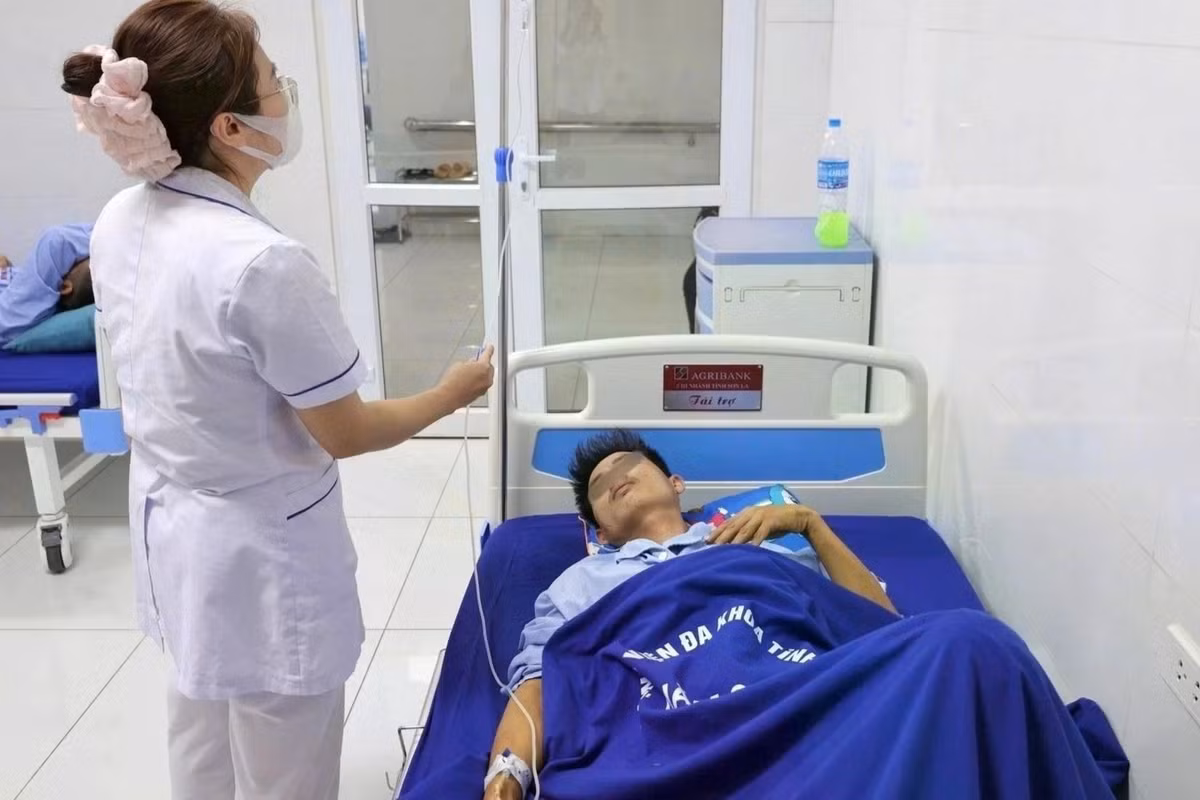 Sau phẫu thuật, tình trạng của nam thanh niên đã ổn định. Ảnh: BVCC.
