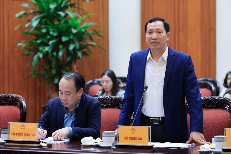 Các đại biểu báo cáo, phát biểu - Ảnh: VGP/Nhật Bắc