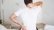 Đau lưng sau quan hệ, tưởng thận yếu hóa ra do tư thế sai