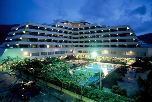 BĐS "dải khắp 3 miền" của đại gia tậu 100 máy bay