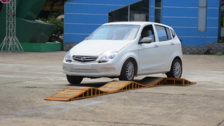 Ôtô “made in Việt Nam” 310 triệu đồng có đáng mua?