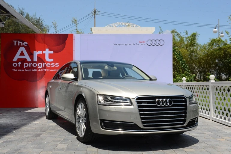 Ảnh thực tế Audi A8L 4,8 tỷ vừa ra mắt VN